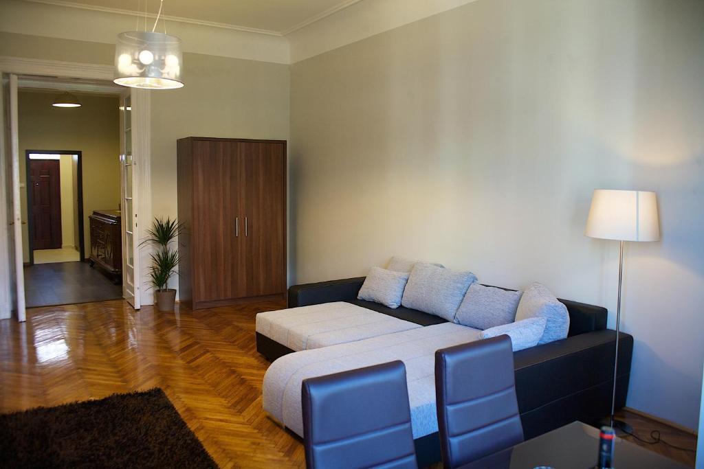 Five Season'S Apartment บูดาเปสต์ ห้อง รูปภาพ