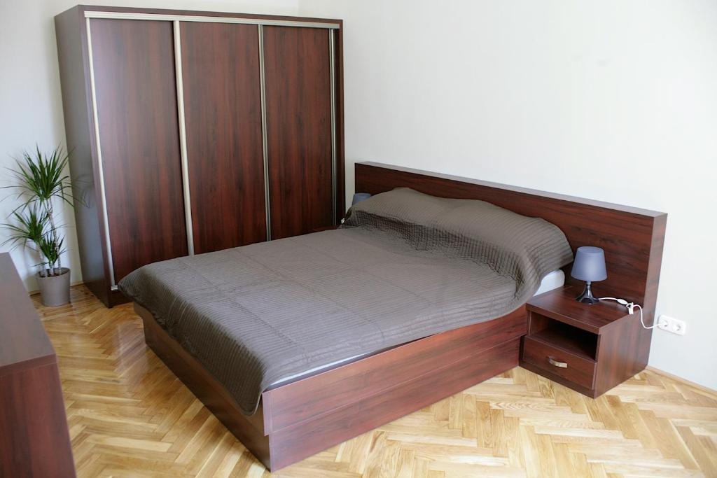 Five Season'S Apartment บูดาเปสต์ ภายนอก รูปภาพ